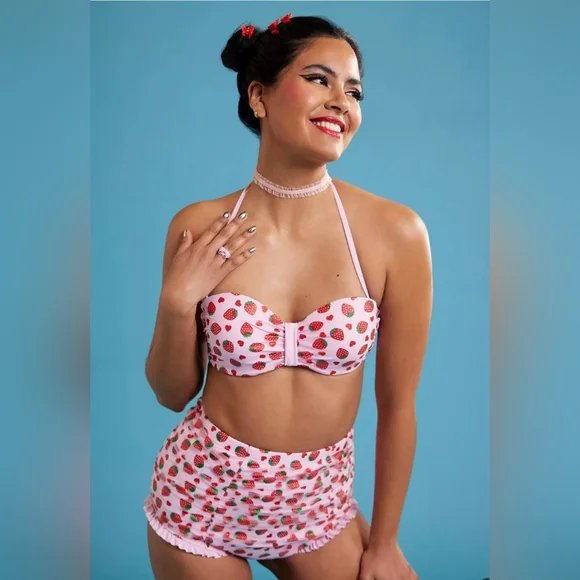 Hot Topic Strawberry High Waisted Bikini (Top XL) Bottoms (L) - Picture 2 of 8